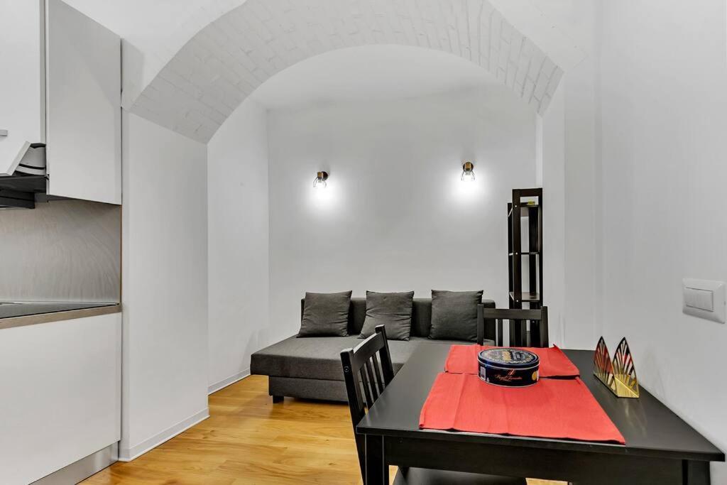 Ferienwohnung Alessia'S Flat - San Luigi Mailand Exterior foto